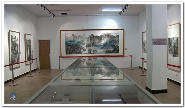 “浑然天成——谢天成画展”在荣宝斋天津分店